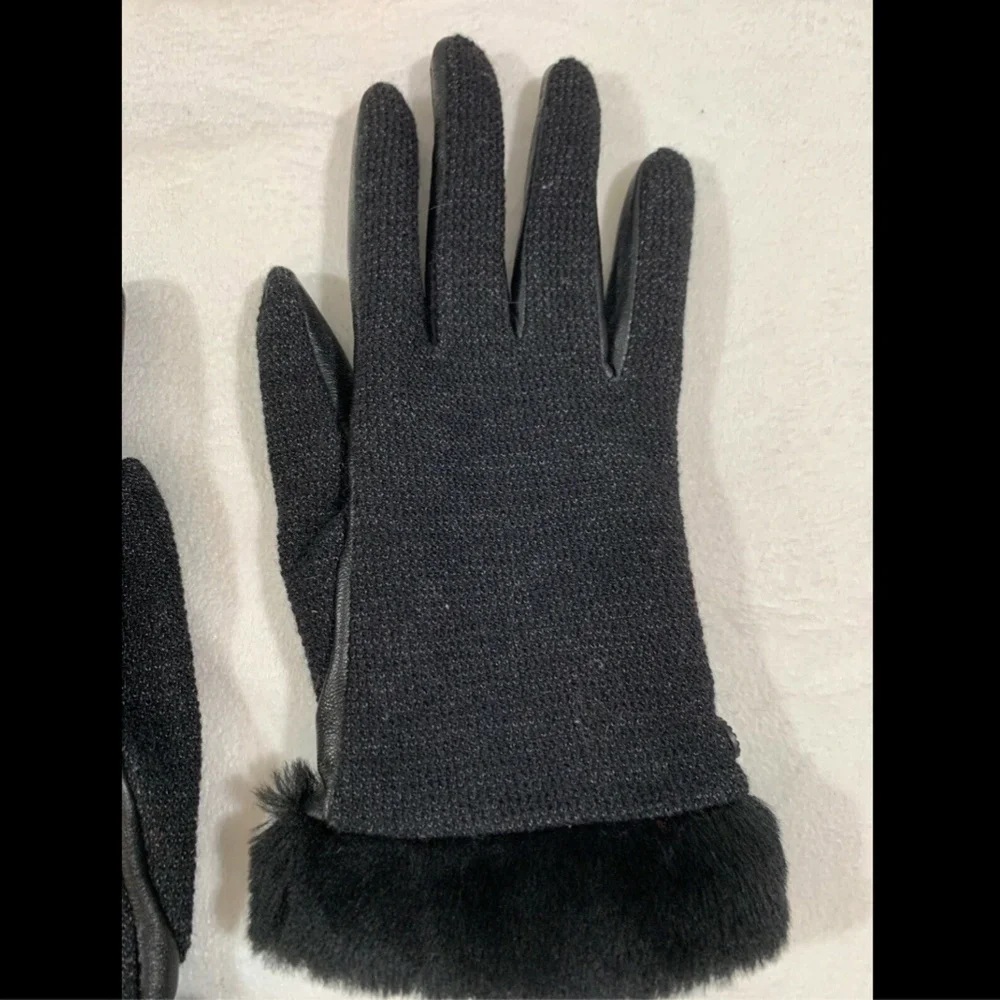 NEW $75 UGG Shorty Smart Fabric Faux‎ Fur Sheepskin Shearling Gloves Medium